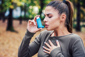 Randomizované kontrolované studie u CHOPN a astmatu: jak vést klinickou praxi